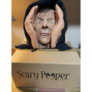 Halloween Scary Peeper, Prank, Window Halloween Prop with Suction Cup